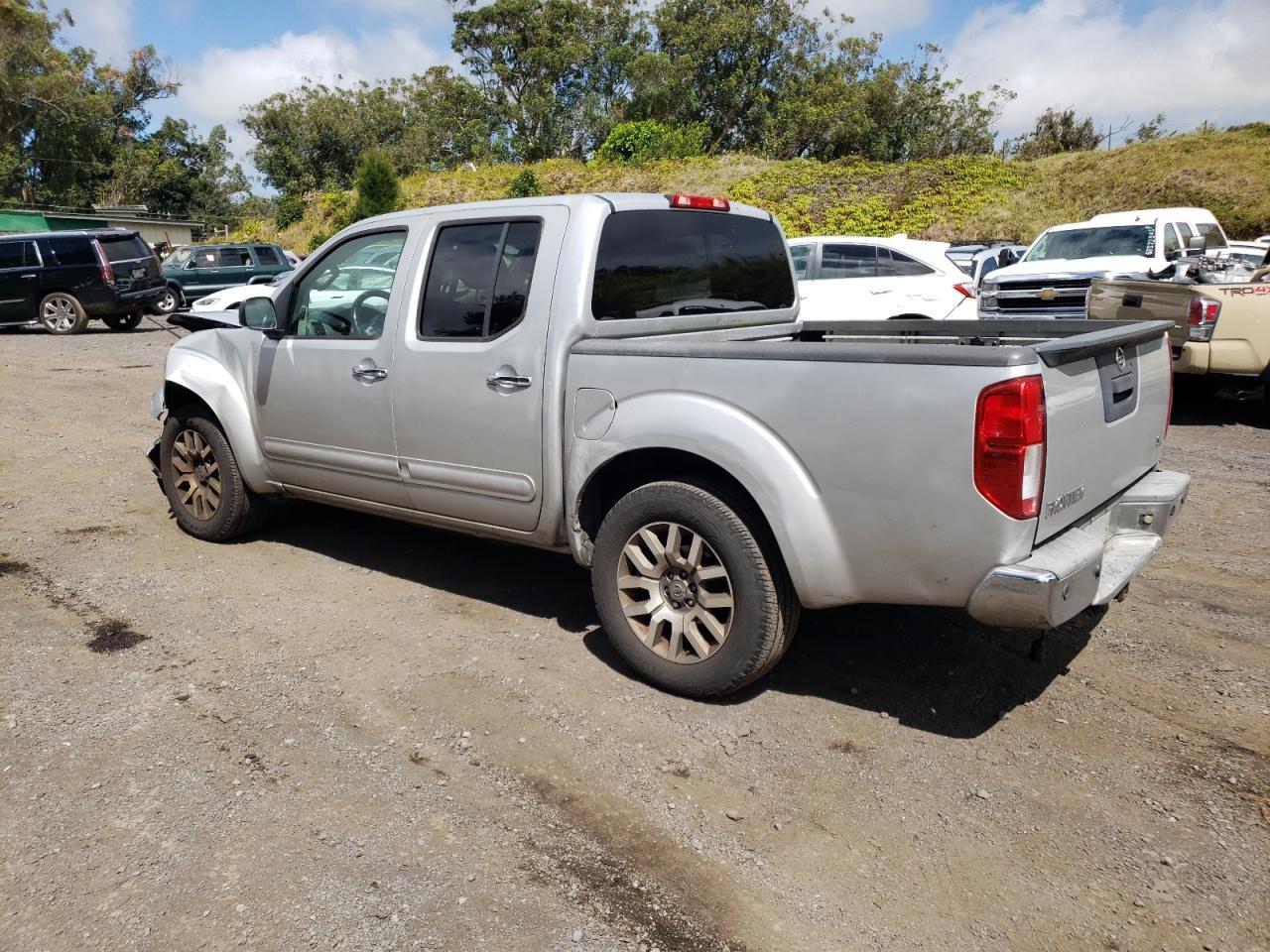 2013 Nissan Frontier S - Image 2