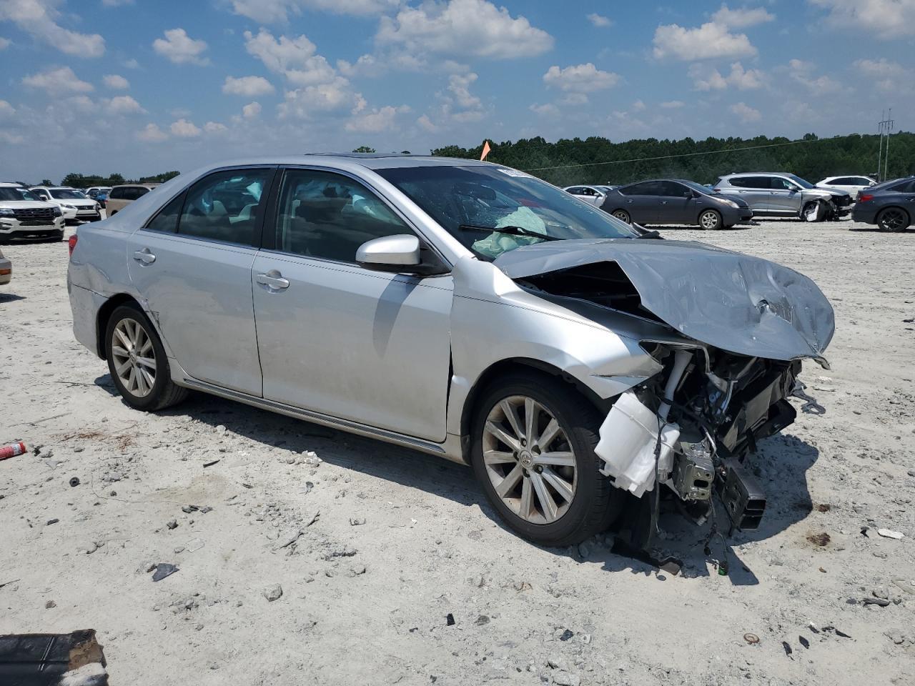 2014 Toyota Camry L - Image 4