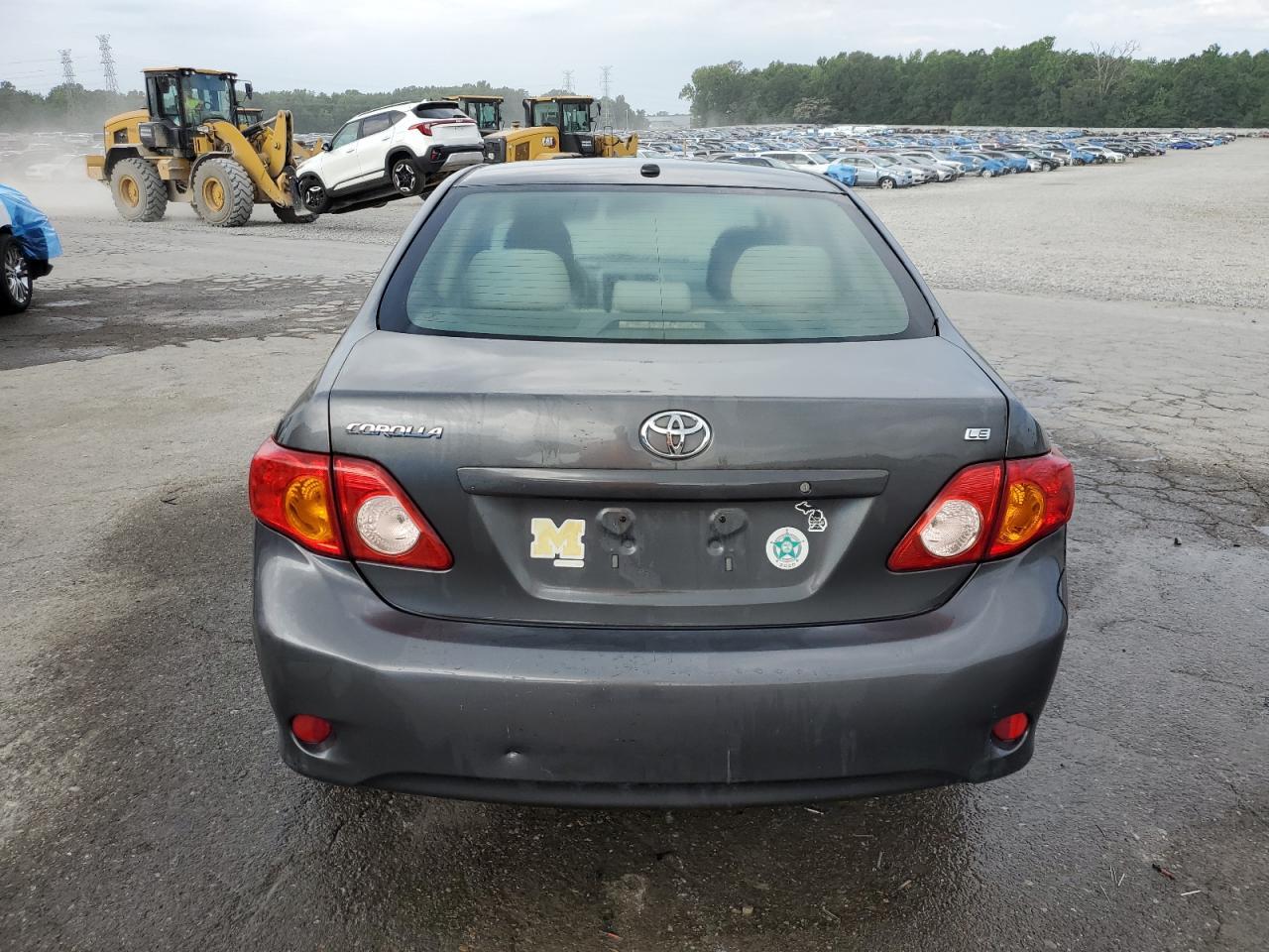 2010 Toyota Corolla Base - Фото 6
