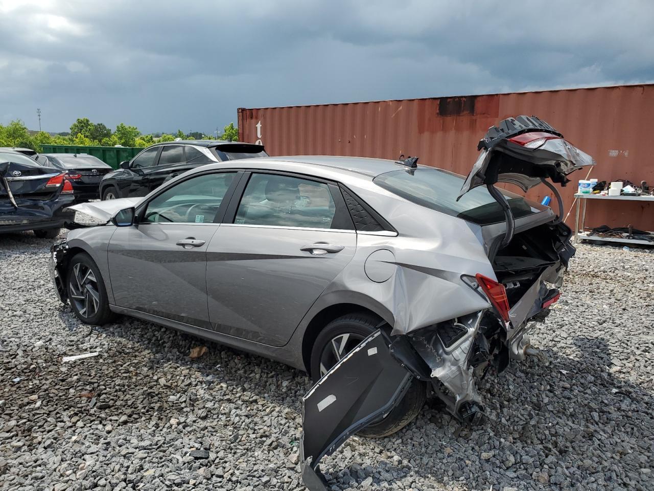 2024 Hyundai Elantra Sel - Image 2