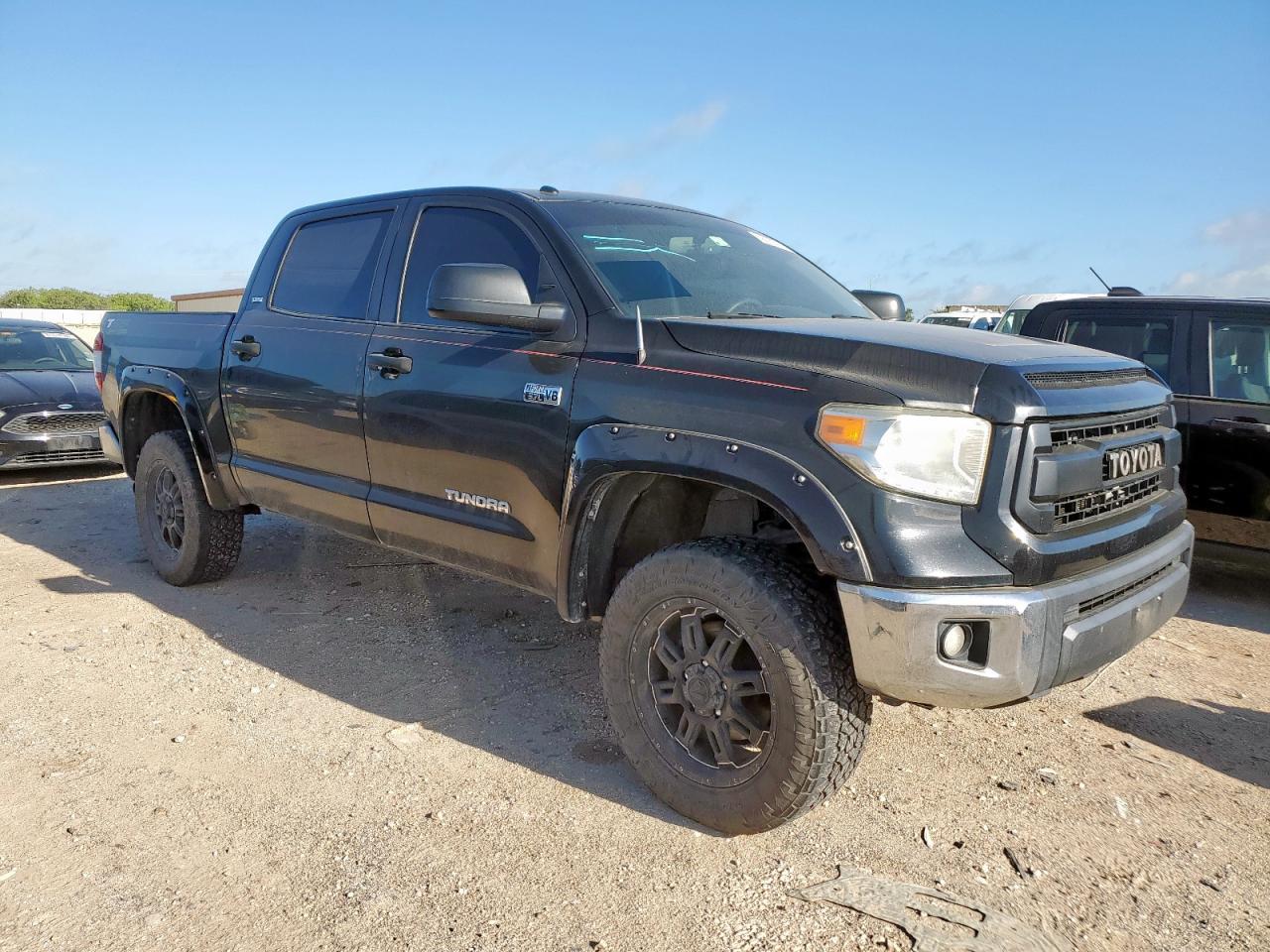 2015 Toyota Tundra Crewmax Sr5 - Image 4
