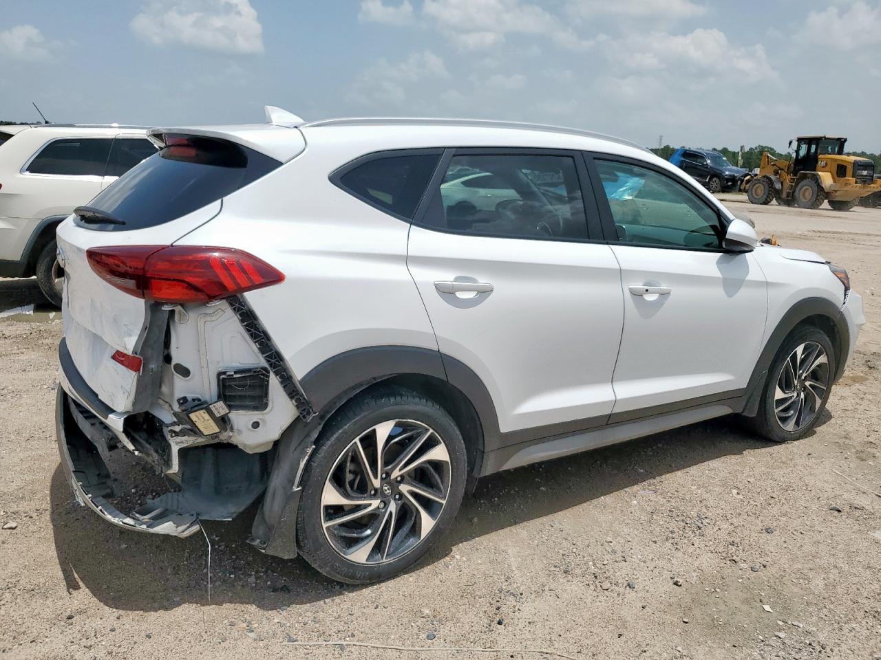 2021 Hyundai Tucson Limited - Фото 3