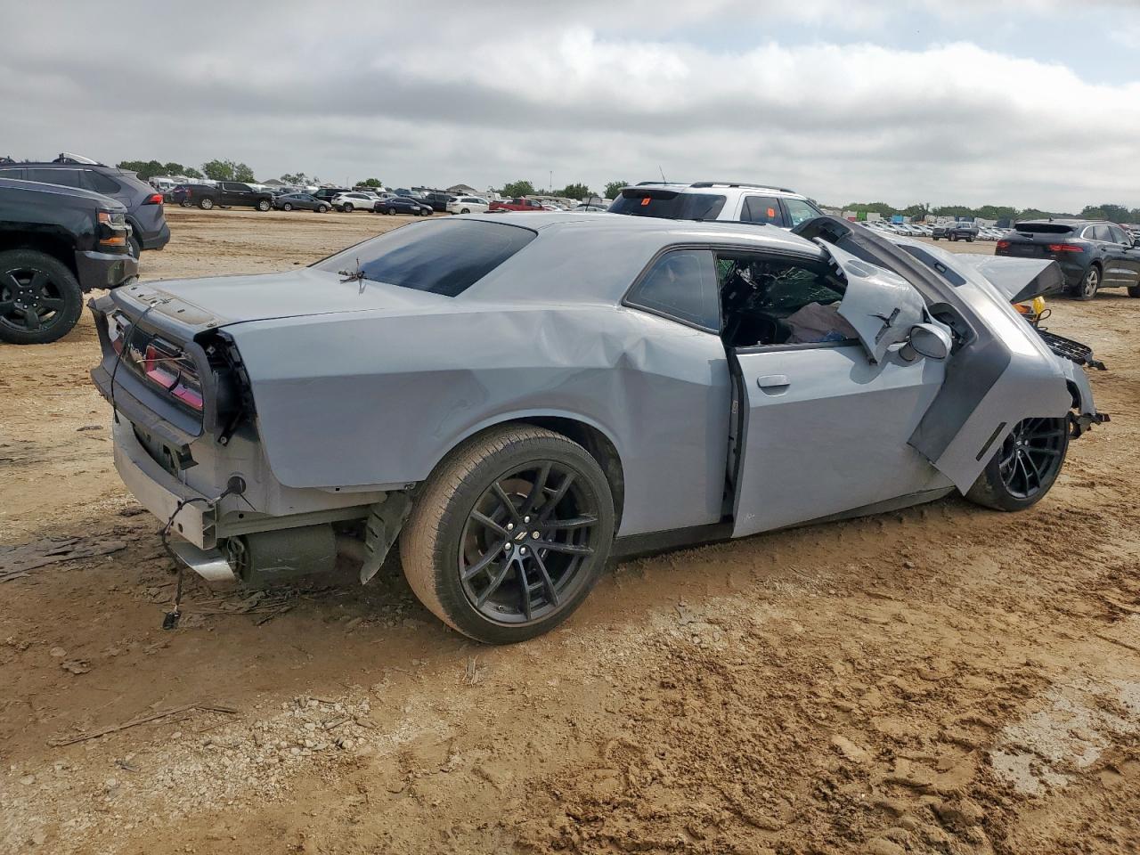 2022 Dodge Challenger R/T - Фото 3
