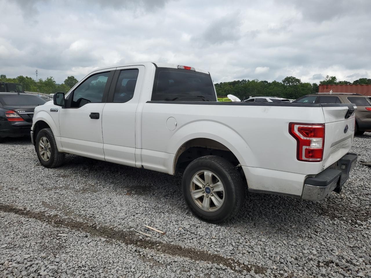 2019 Ford F150 Super Cab - Фото 2