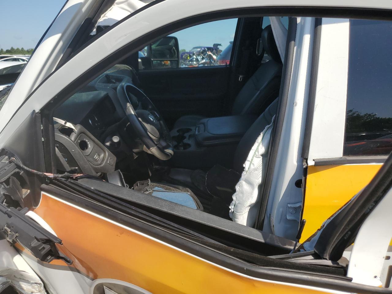 2024 Ram 2500 Tradesman - Image 7