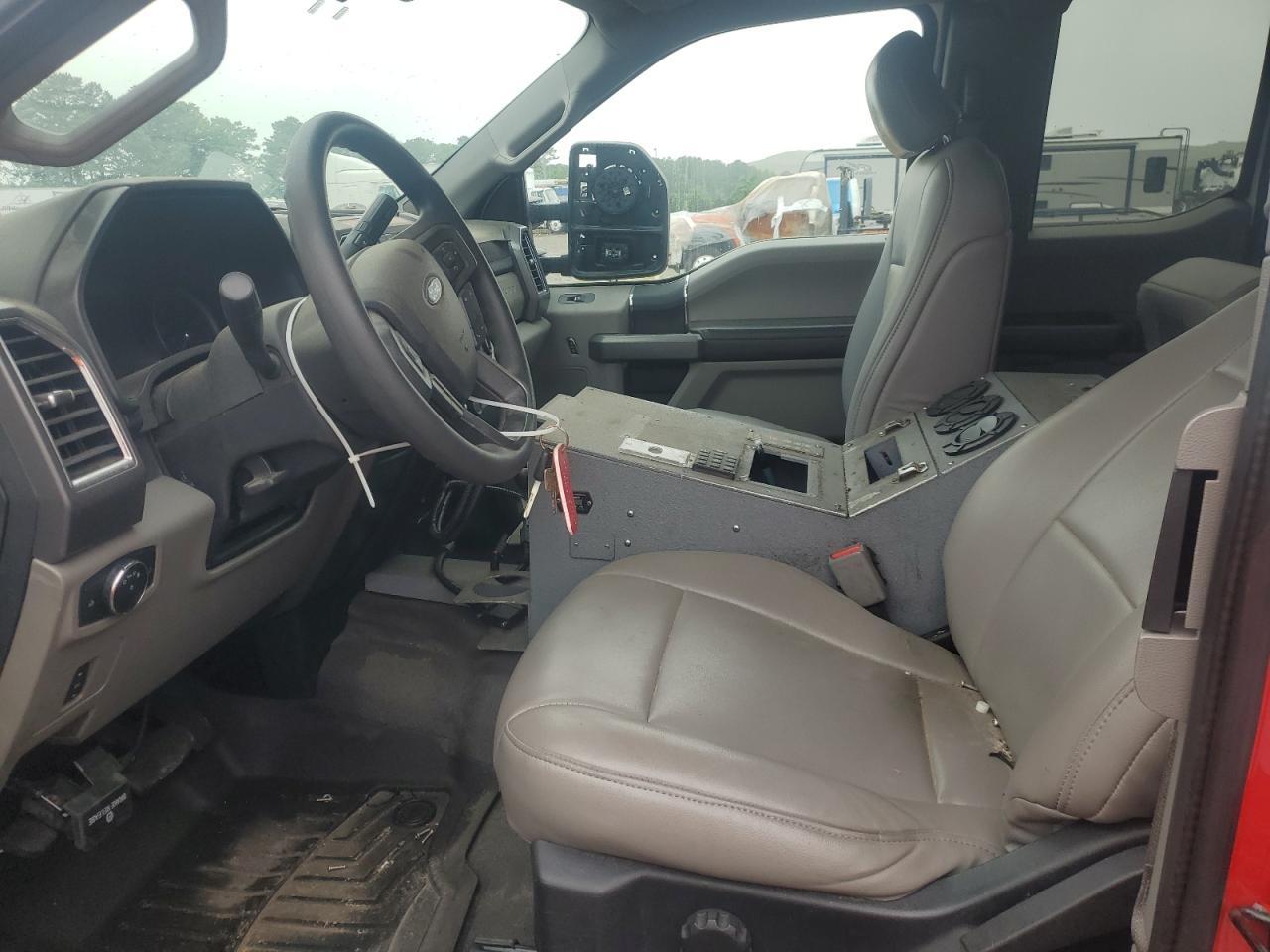 2017 Ford F550 Super Duty - Image 7