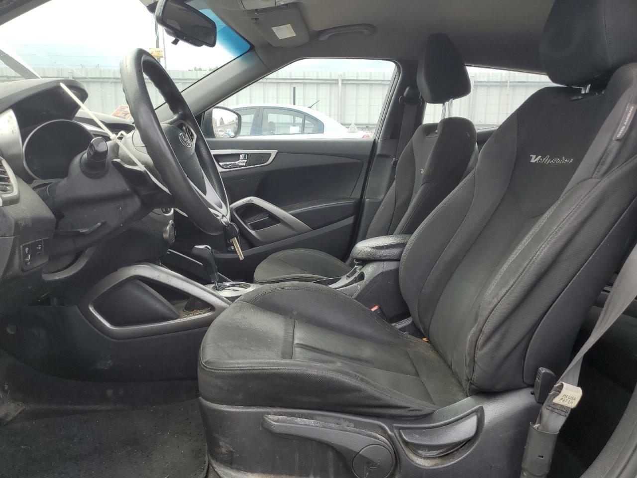 2014 Hyundai Veloster - Фото 7