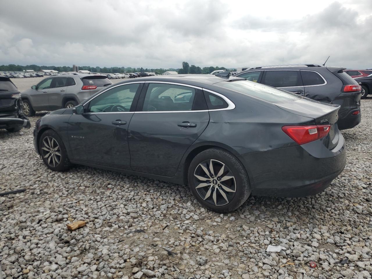 2017 Chevrolet Malibu Lt - Фото 2