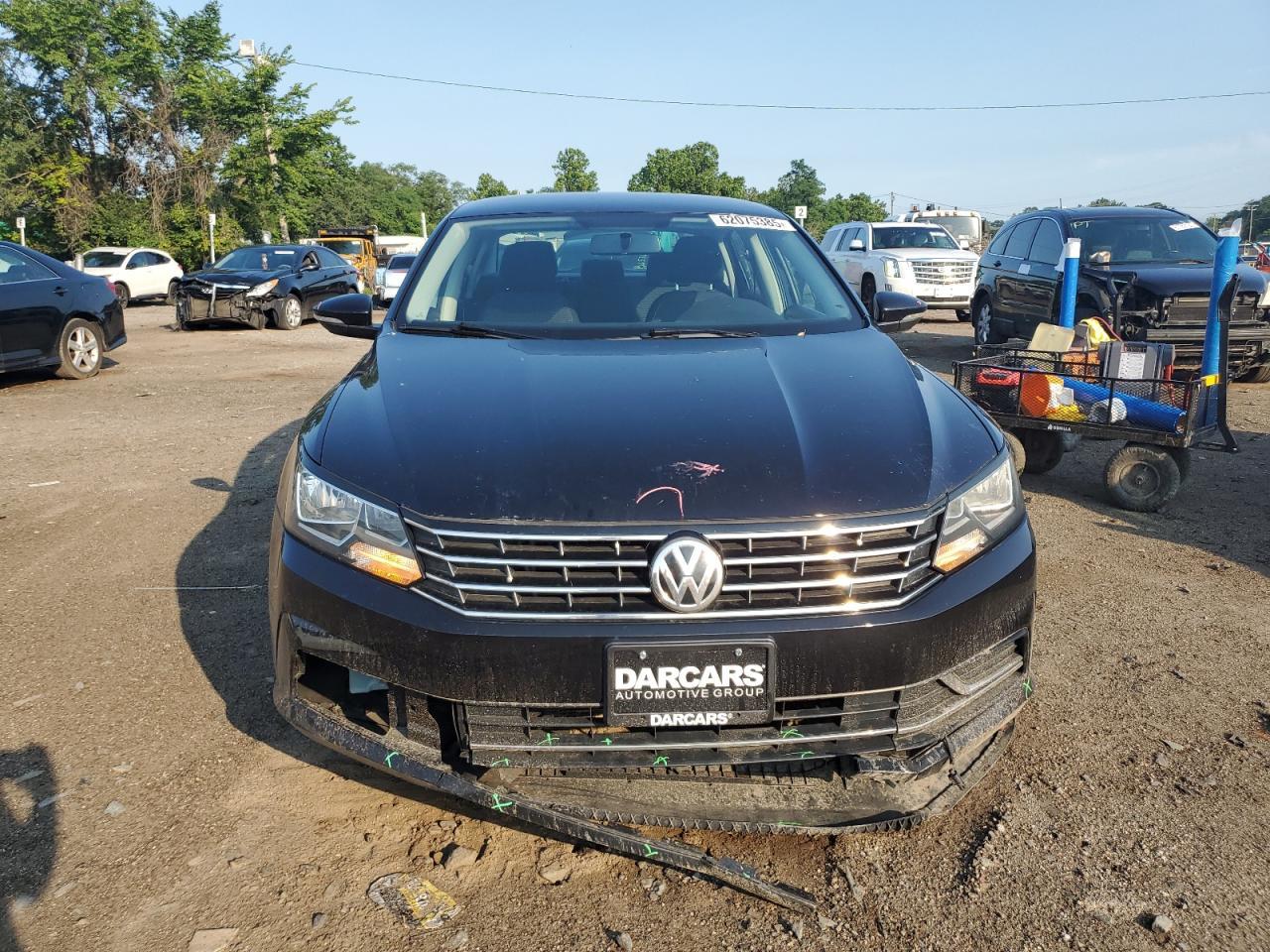 2017 Volkswagen Passat S - Фото 5