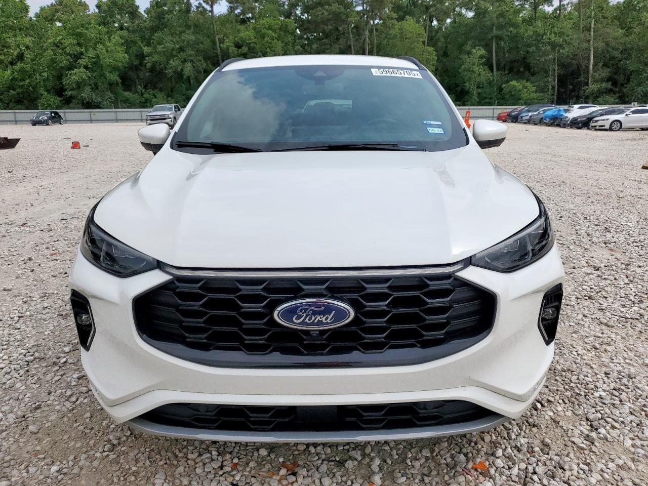 2023 Ford Escape St Line Elite - Фото 5