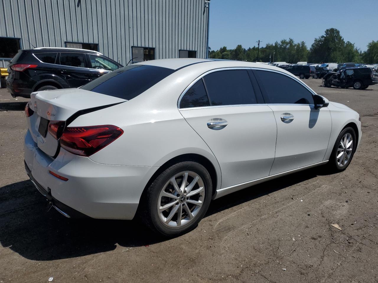2020 Mercedes-Benz A 220 4Matic - Фото 3