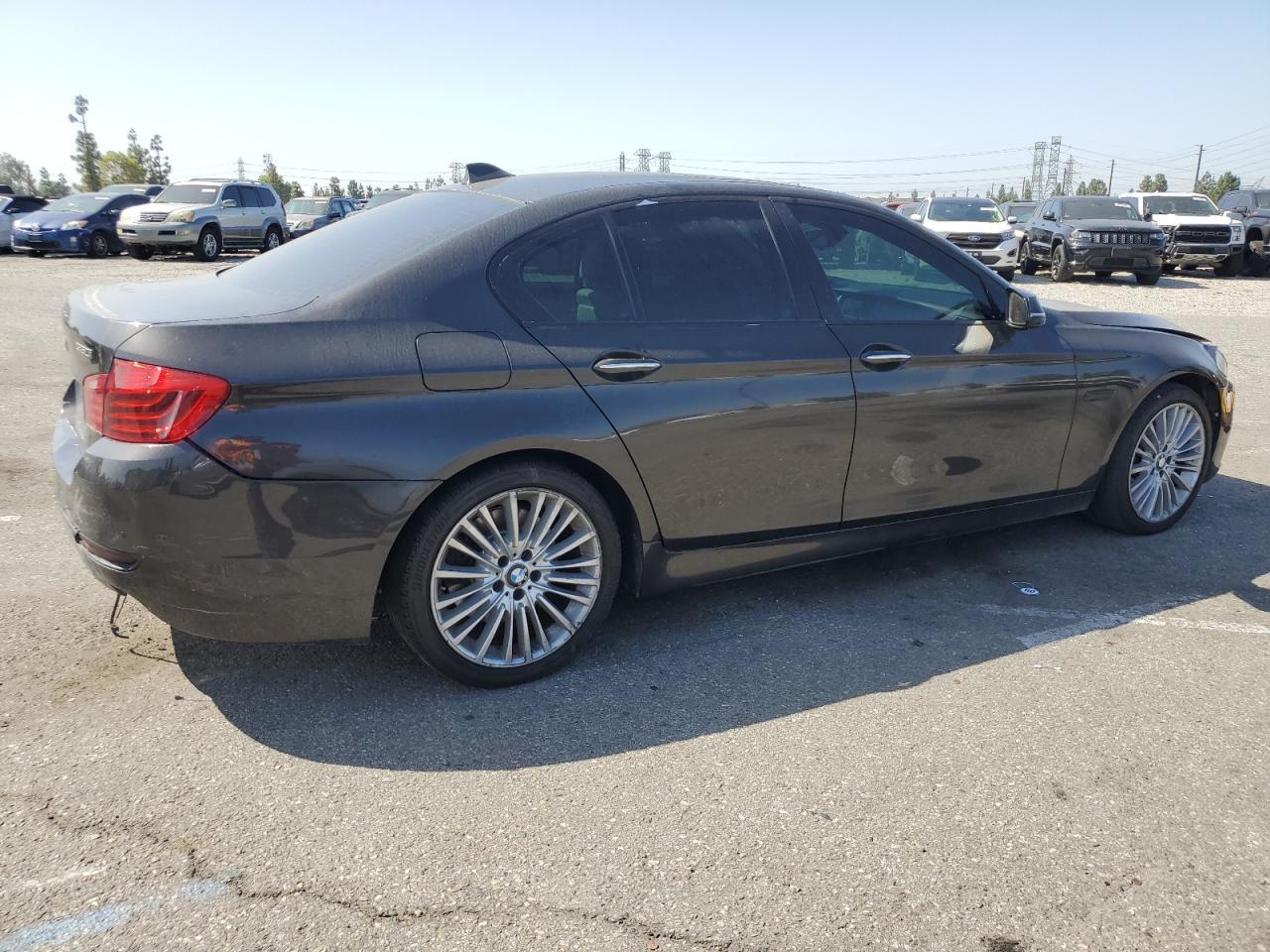 2014 BMW 550 Xi - Фото 3