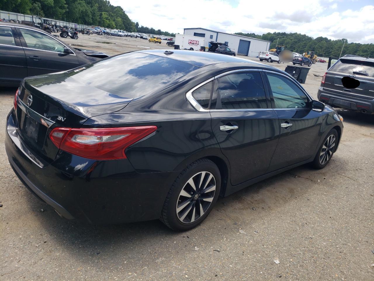 2018 Nissan Altima 2.5 - Image 3