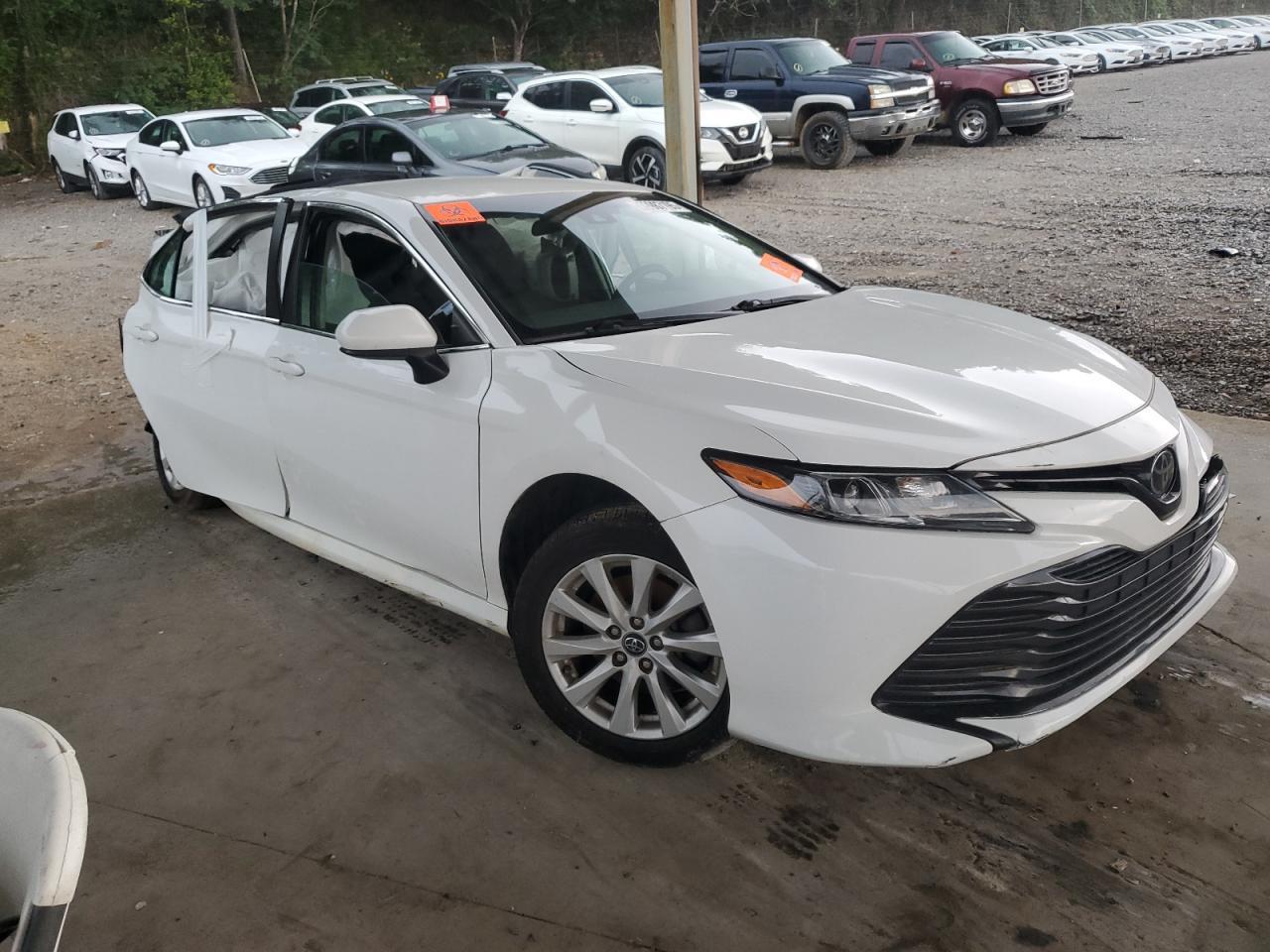 2018 Toyota Camry L - Фото 4