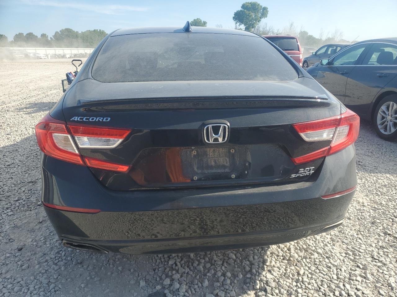 2018 Honda Accord Sport - Image 6
