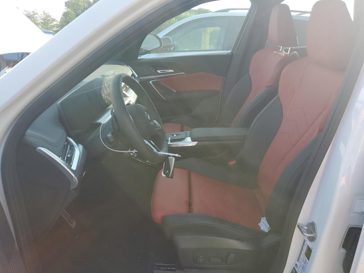 2025 BMW X1 xDrive28I - Фото 7