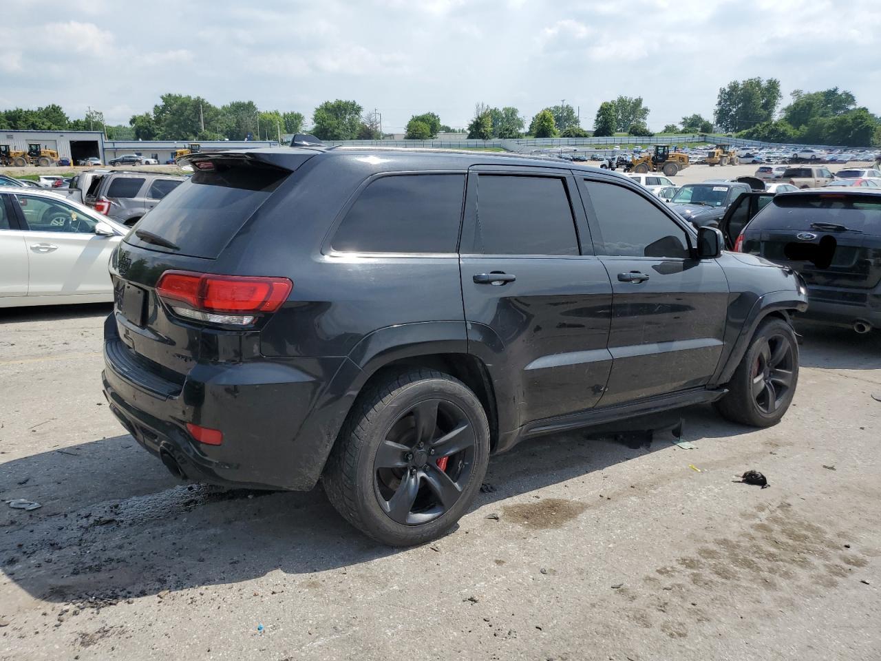 2015 Jeep Grand Cherokee Srt-8 - Image 3