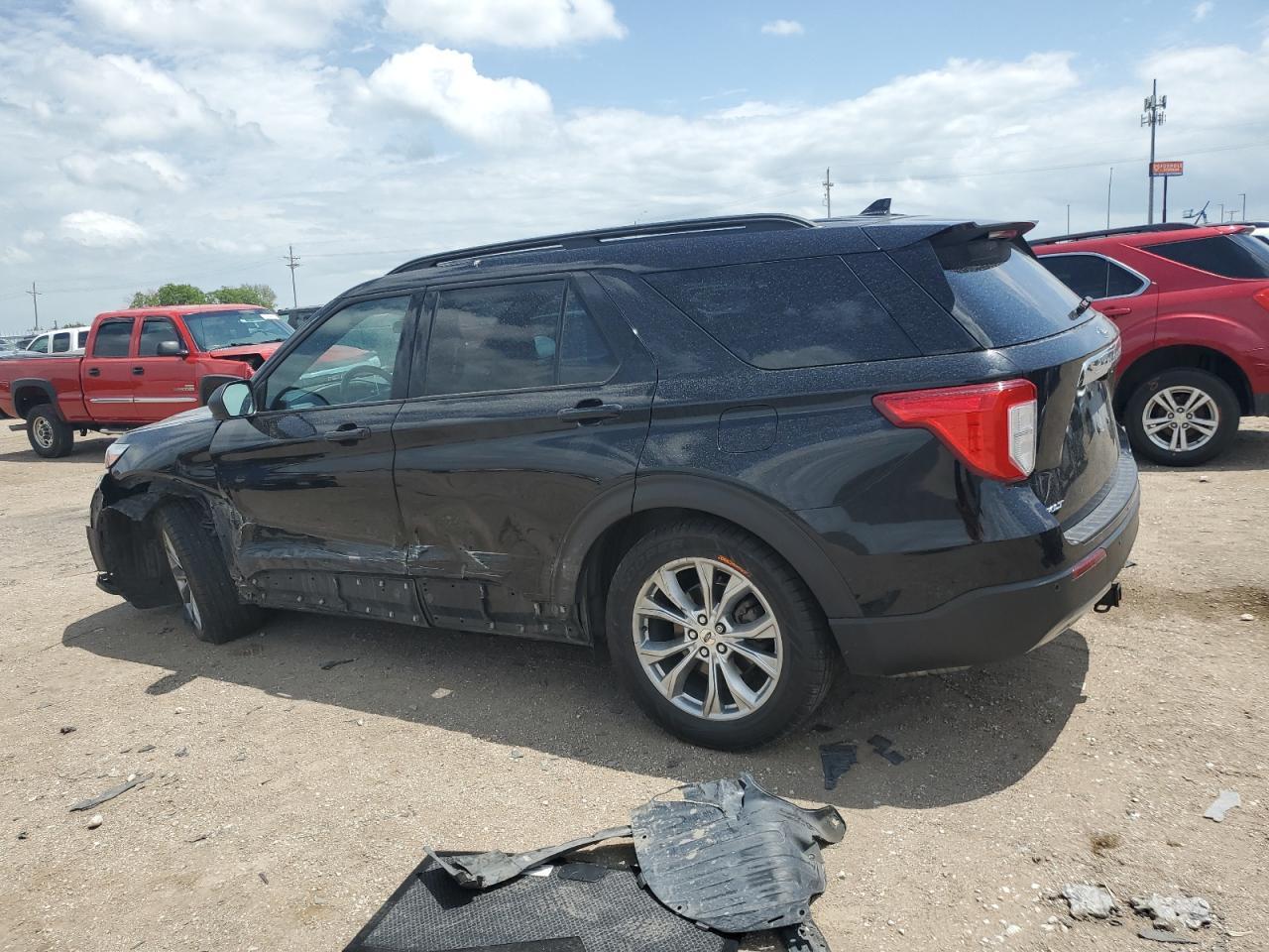 2020 Ford Explorer Xlt - Фото 2