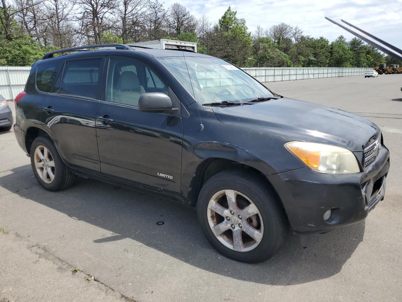2007 Toyota Rav4 Limited - Image 4