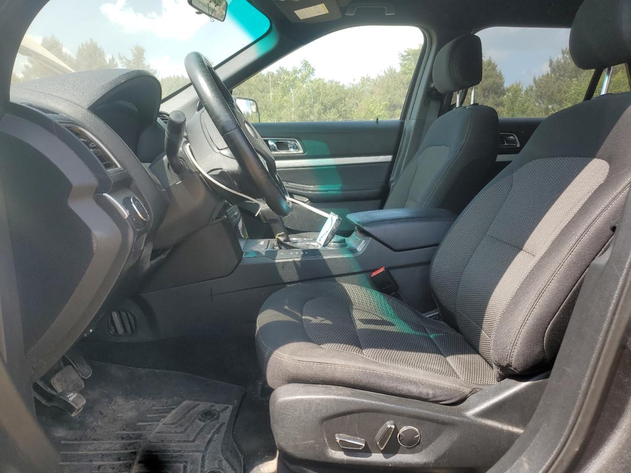 2017 Ford Explorer Xlt - Image 7