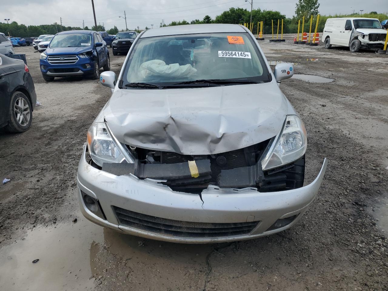 2011 Nissan Versa S - Фото 5