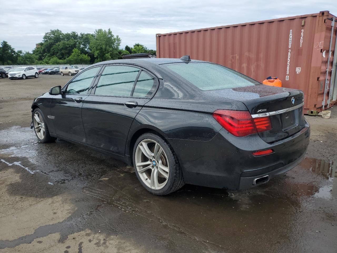 2013 BMW 750 Lxi - Фото 2