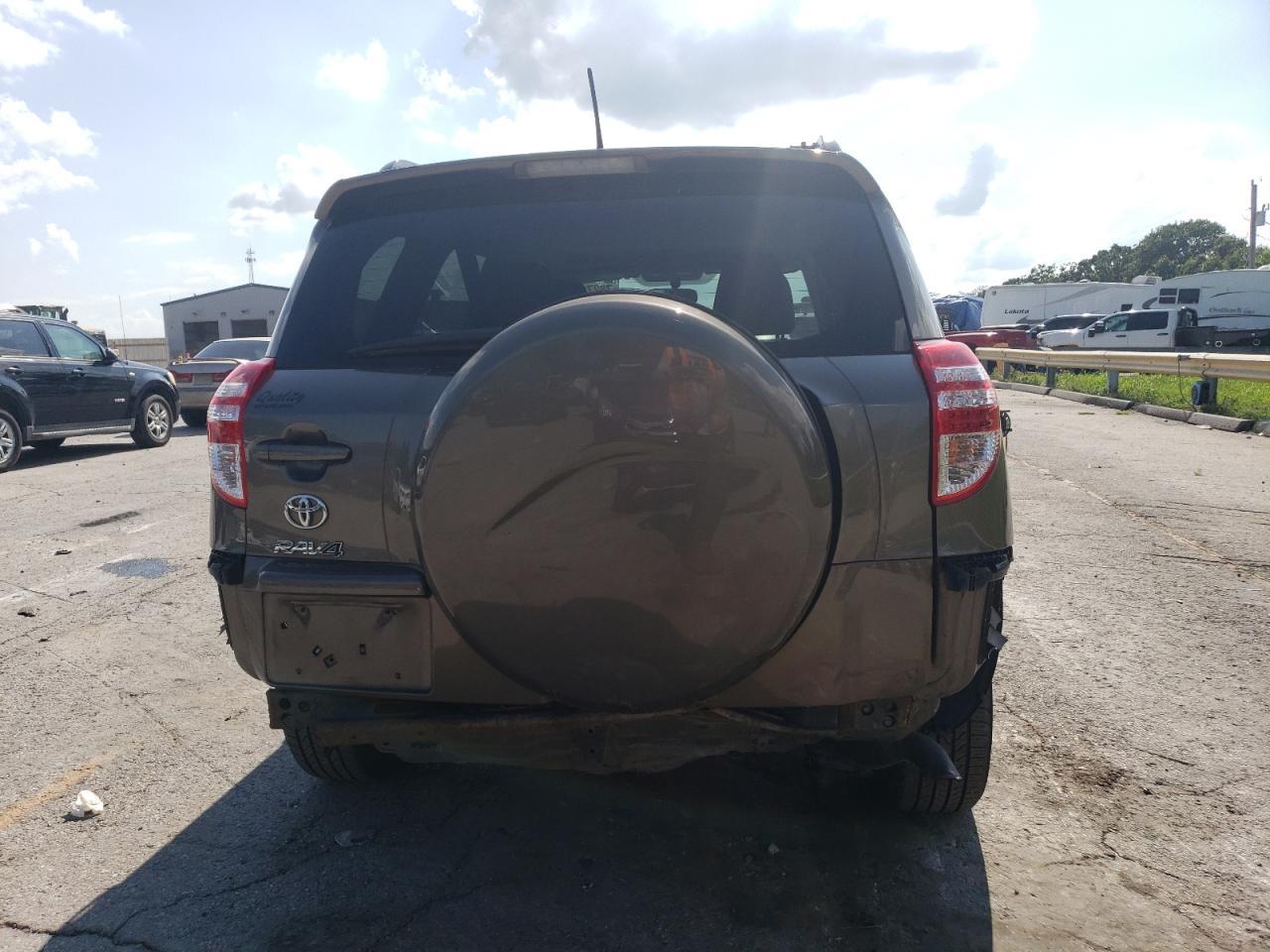 2012 Toyota Rav4 - Image 6