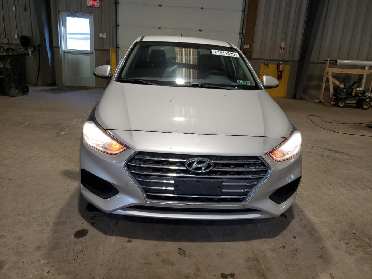 2019 Hyundai Accent Se - Фото 5