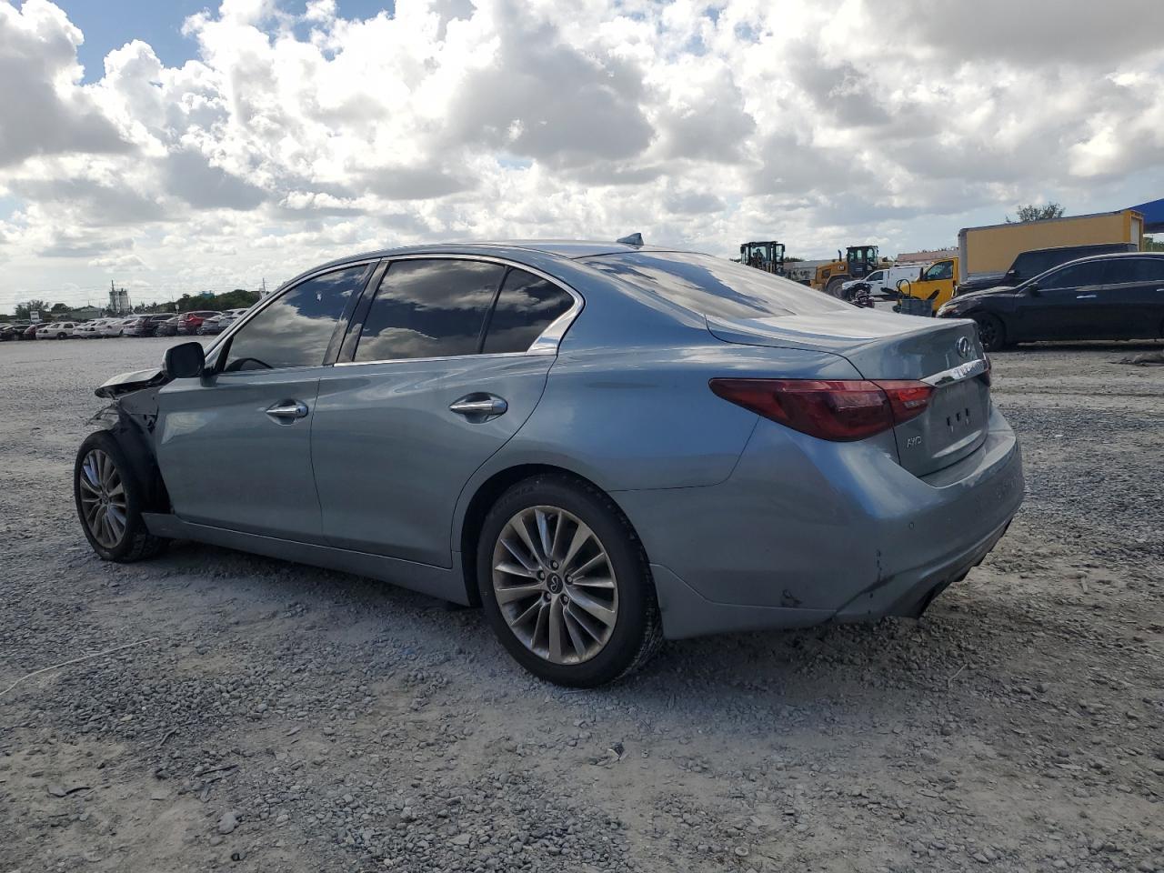 2020 Infiniti Q50 - Image 2