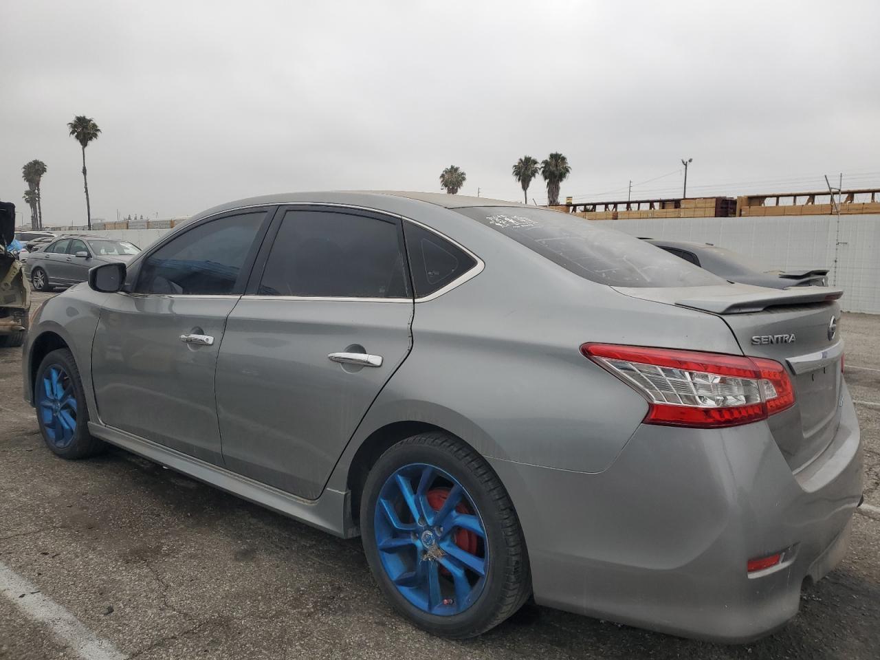 2013 Nissan Sentra S - Фото 2