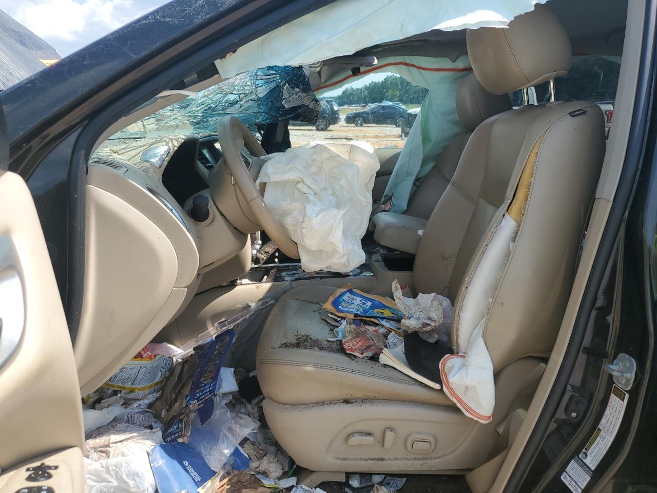 2015 Nissan Pathfinder S - Image 7