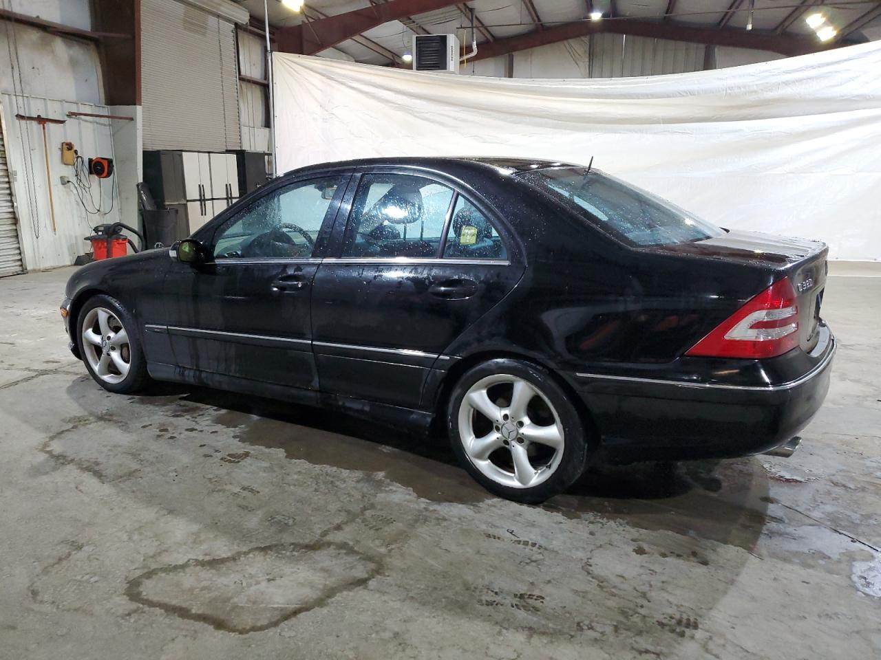2005 Mercedes-Benz C 320 - Фото 2