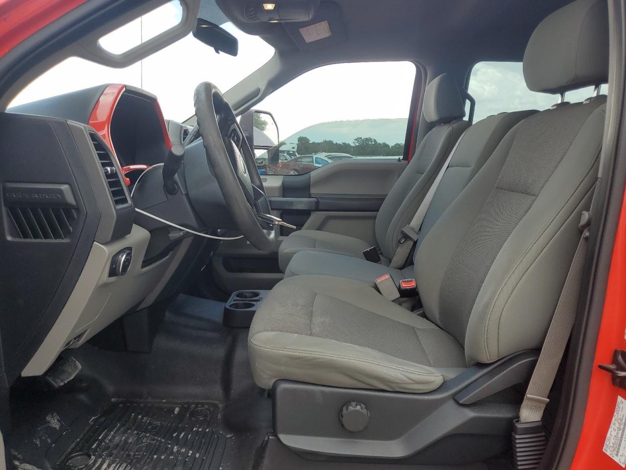 2017 Ford F250 Super Duty - Фото 7