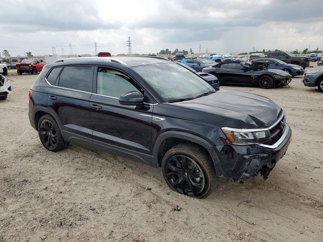 2024 Volkswagen Taos Se - Фото 4