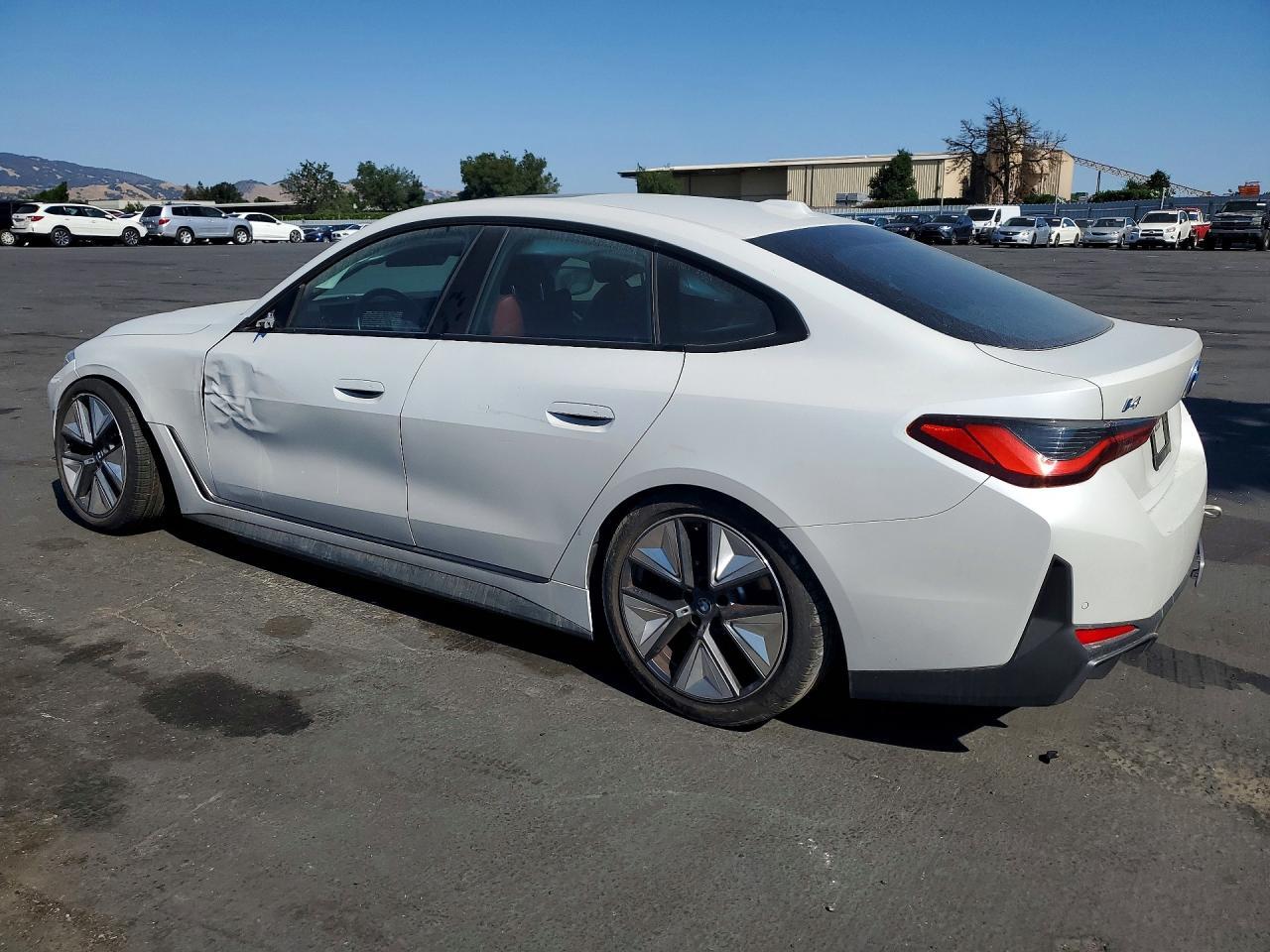 2023 BMW I4 Edrive 40 - Image 2