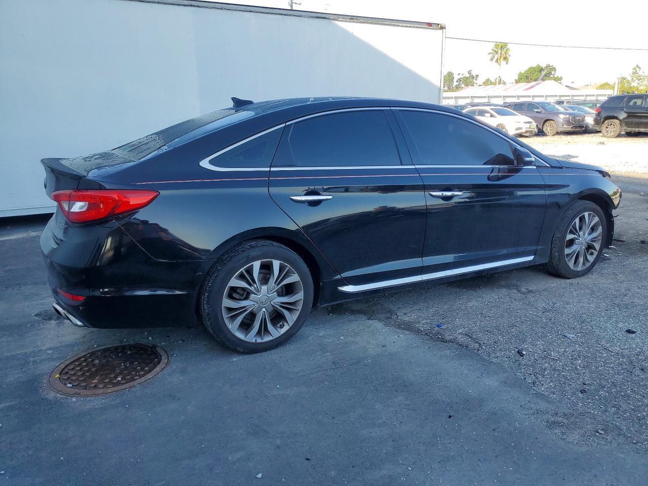 2017 Hyundai Sonata Limited 2.0T - Image 3