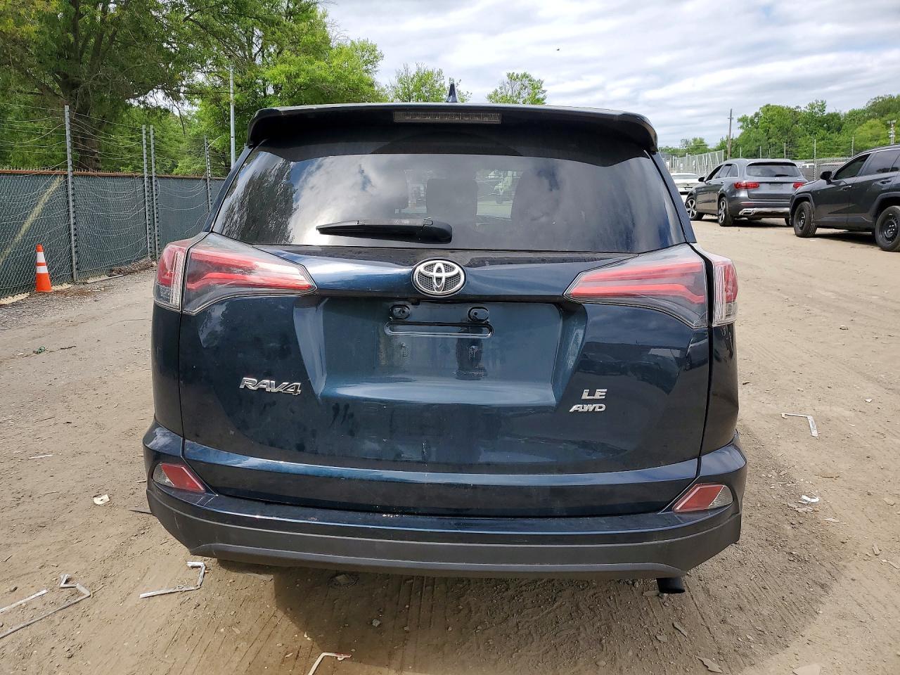 2018 Toyota Rav4 Le - Фото 6