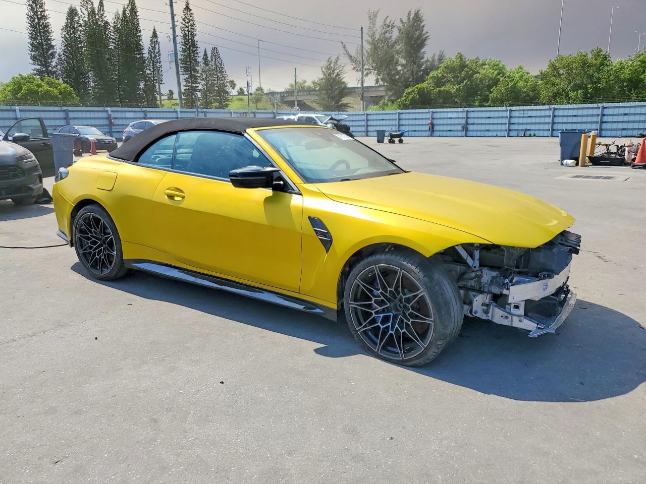 2024 BMW M4 Competition - Image 4