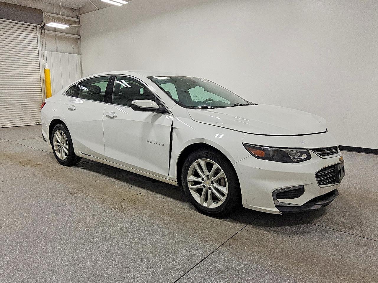 2018 Chevrolet Malibu Lt - Image 4