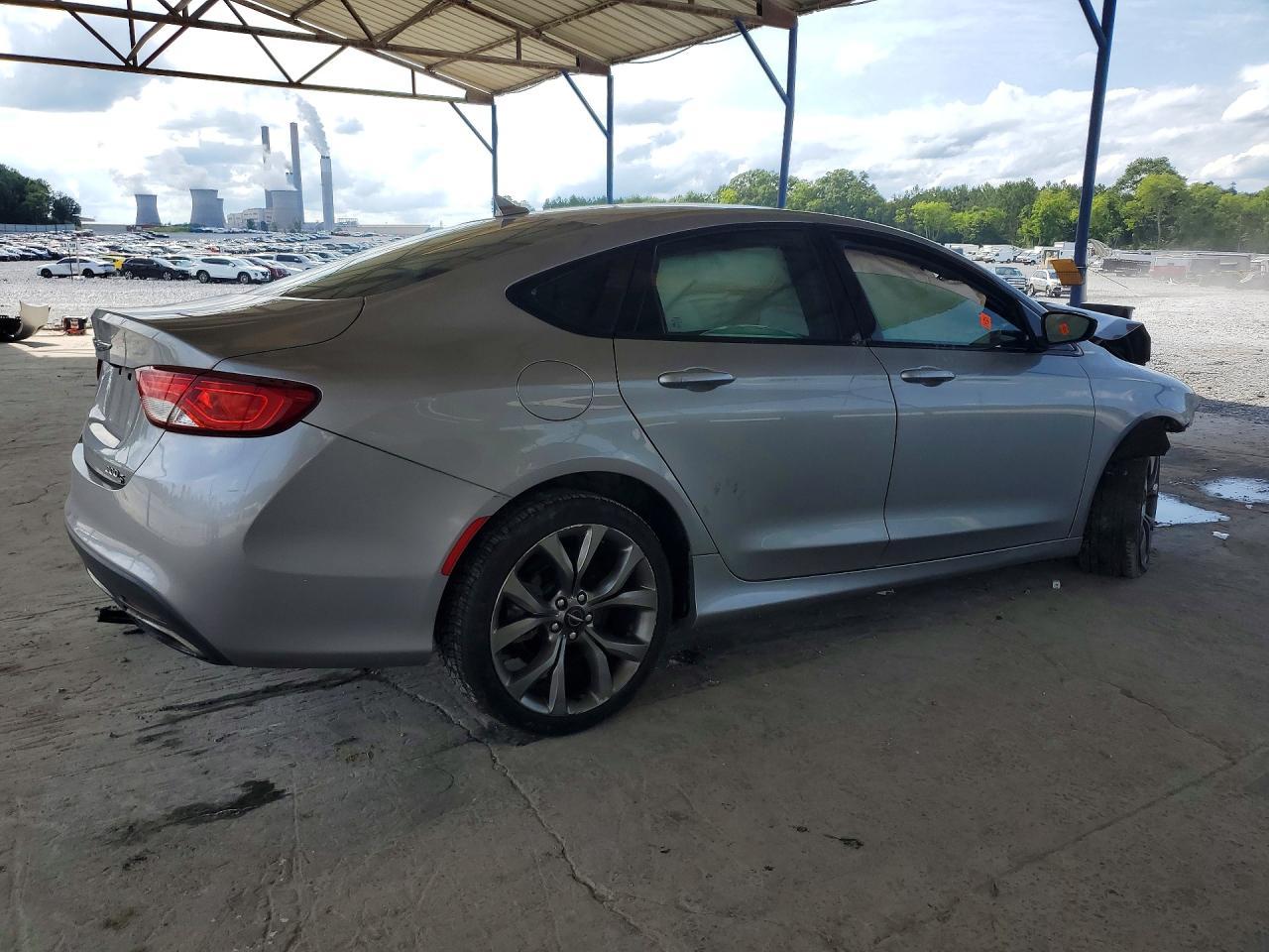 2015 Chrysler 200 S - Фото 3