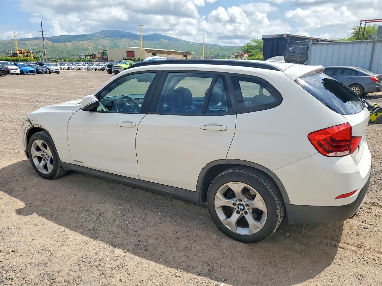 2015 BMW X1 Sdrive28I - Фото 2