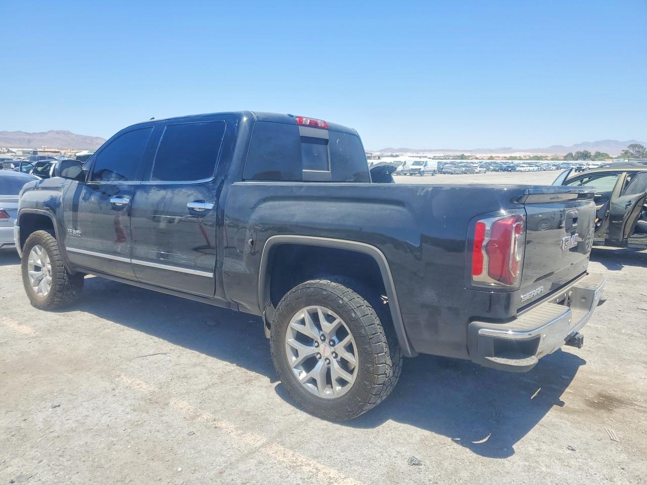 2018 GMC Sierra K1500 Slt - Image 2