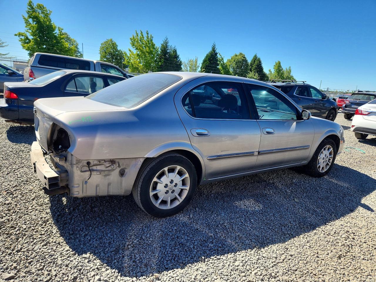 2001 Nissan Maxima Gxe - Image 3
