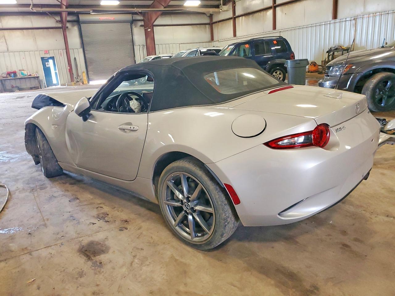 2023 Mazda Mx-5 Miata Grand Touring - Image 2
