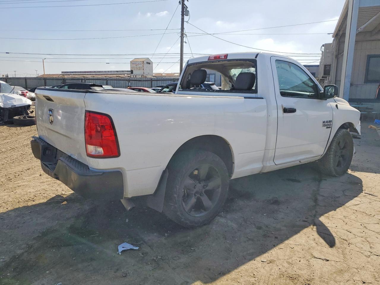 2021 Ram 1500 Classic Tradesman - Фото 3