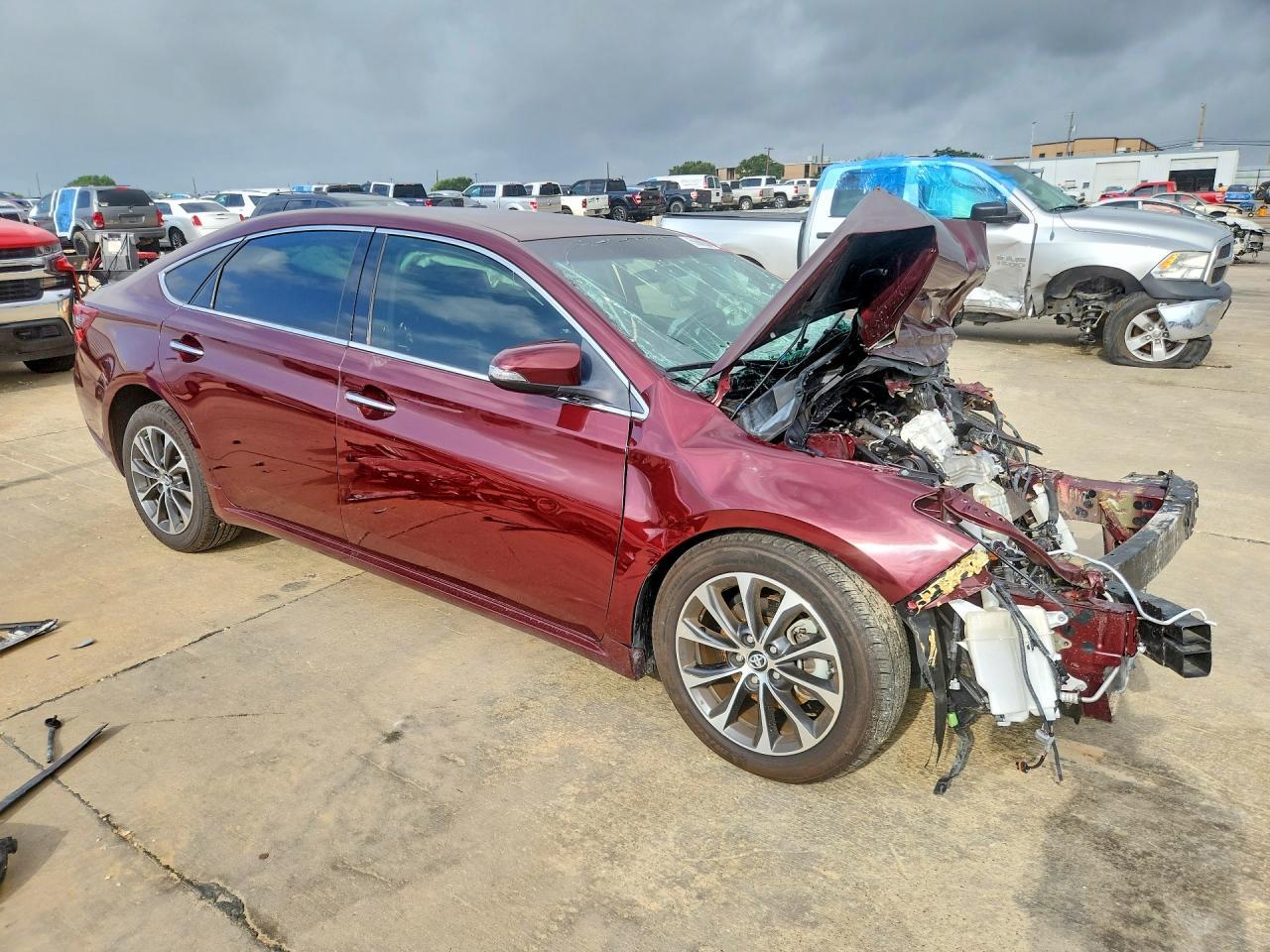 2016 Toyota Avalon Xle - Фото 4