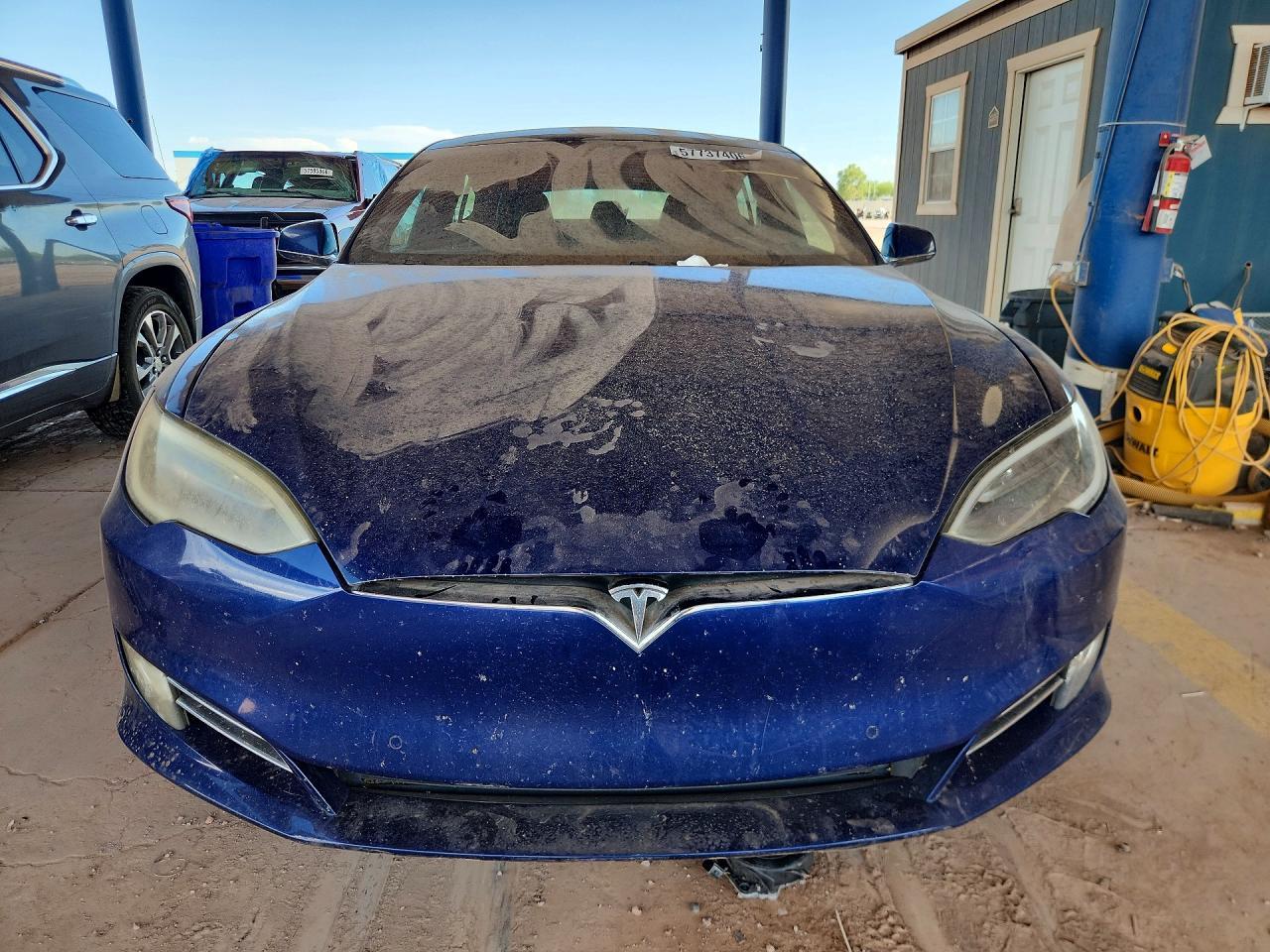 2017 Tesla Model S - Image 5