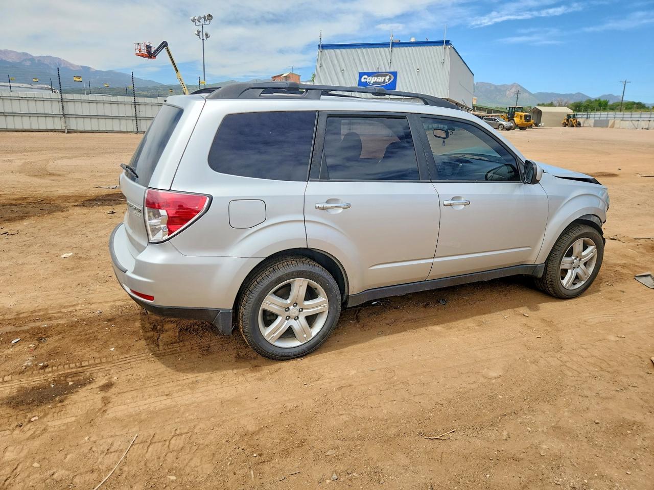 2010 Subaru Forester 2.5X Limited - Фото 3
