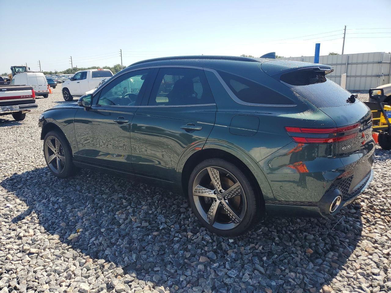 2023 Genesis Gv70 2.5T Standard - Фото 2
