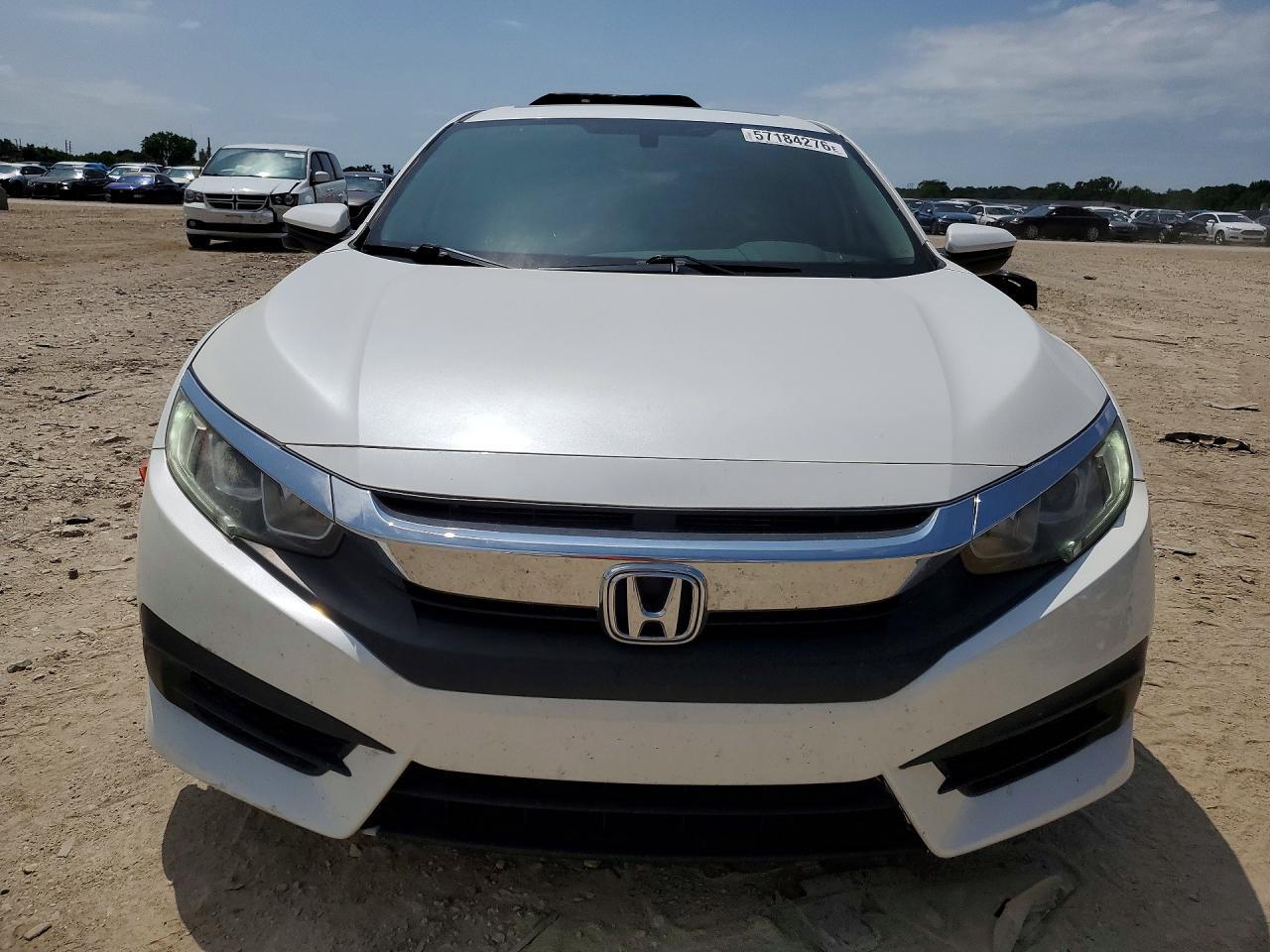 2018 Honda Civic Ex - Image 5